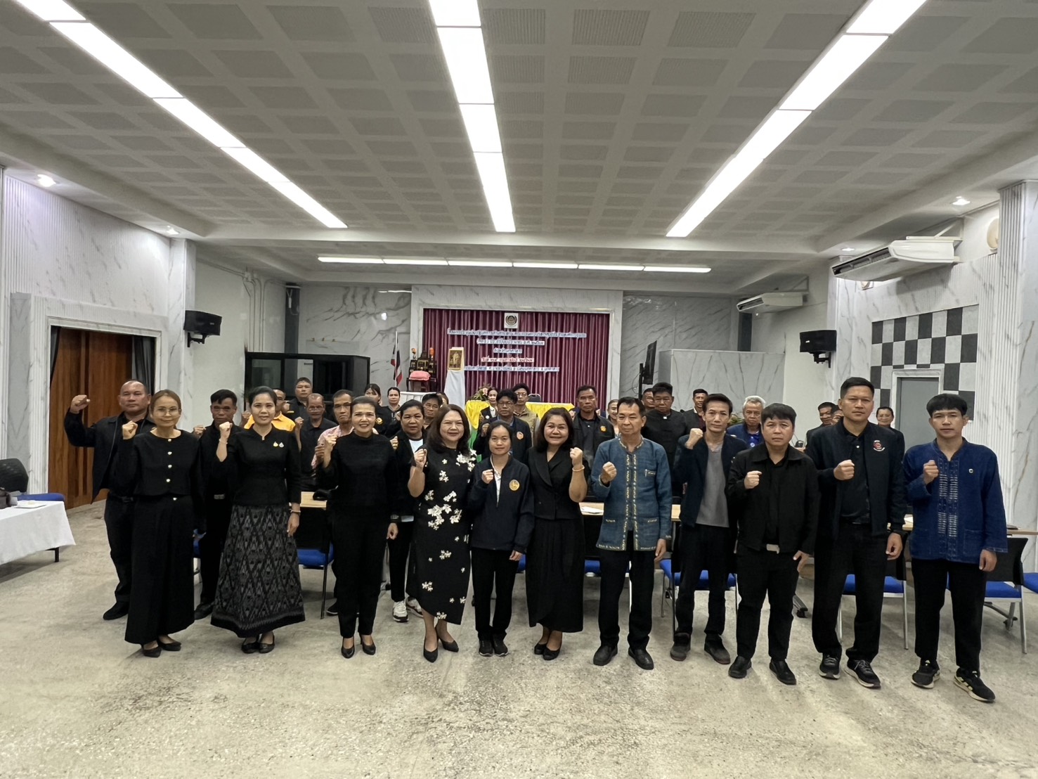 💐พช.ดงหลวง : ร่วมโครงการประชุมเชิงปฏิบัติการเสริมสร้างทักษะคณะกรรมการบริหารศูนย์ประสานองค์การชุมชน (ศอช.) ประจำปีงบประมาณ 2569 จังหวัดมุกดาหาร