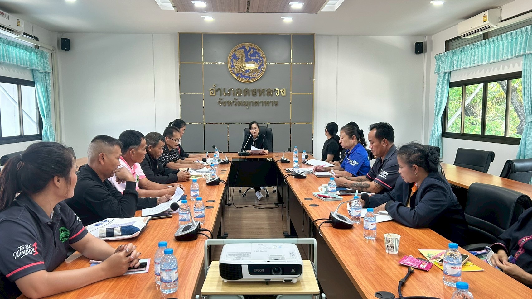 พช.ดงหลวง : ดำเนินโครงการประชุมเชิงปฏิบัติการส่งเสริมบูรณาการกลไกการขับเคลื่อนการขจัดความยากจน