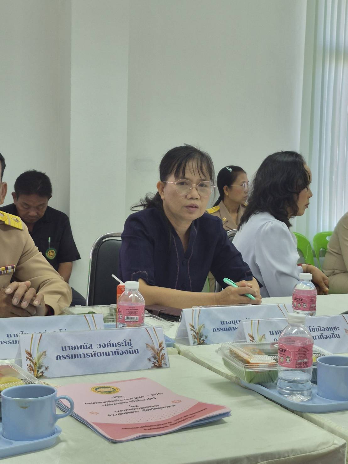 พช.ดงหลวง : ร่วมประชุมคณะกรรมการพัฒนาท้องถิ่น เพื่อพิจารณาร่างแผนพัฒนาท้องถิ่นเทศบาลตำบลดงหลวง 📋🤝